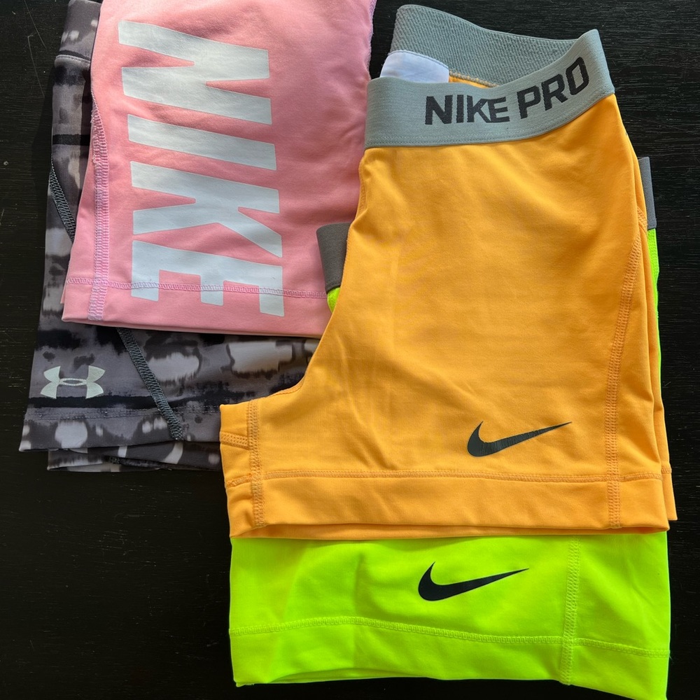 Lot of 4 compression shorts NIKE pro